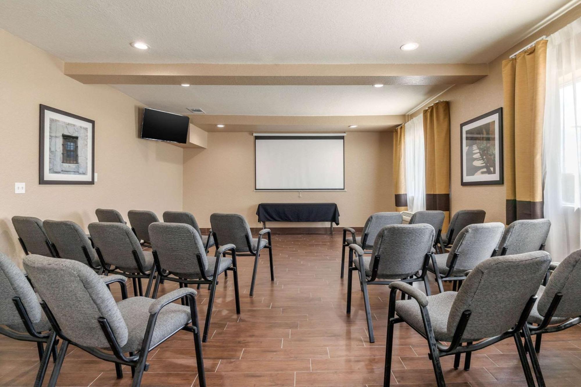 Comfort Suites San Antonio Airport North Luaran gambar