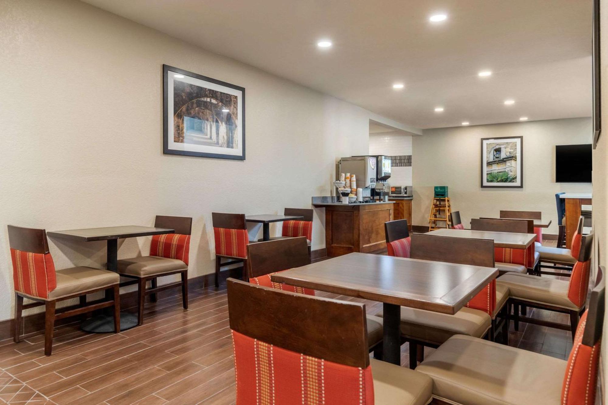 Comfort Suites San Antonio Airport North Luaran gambar