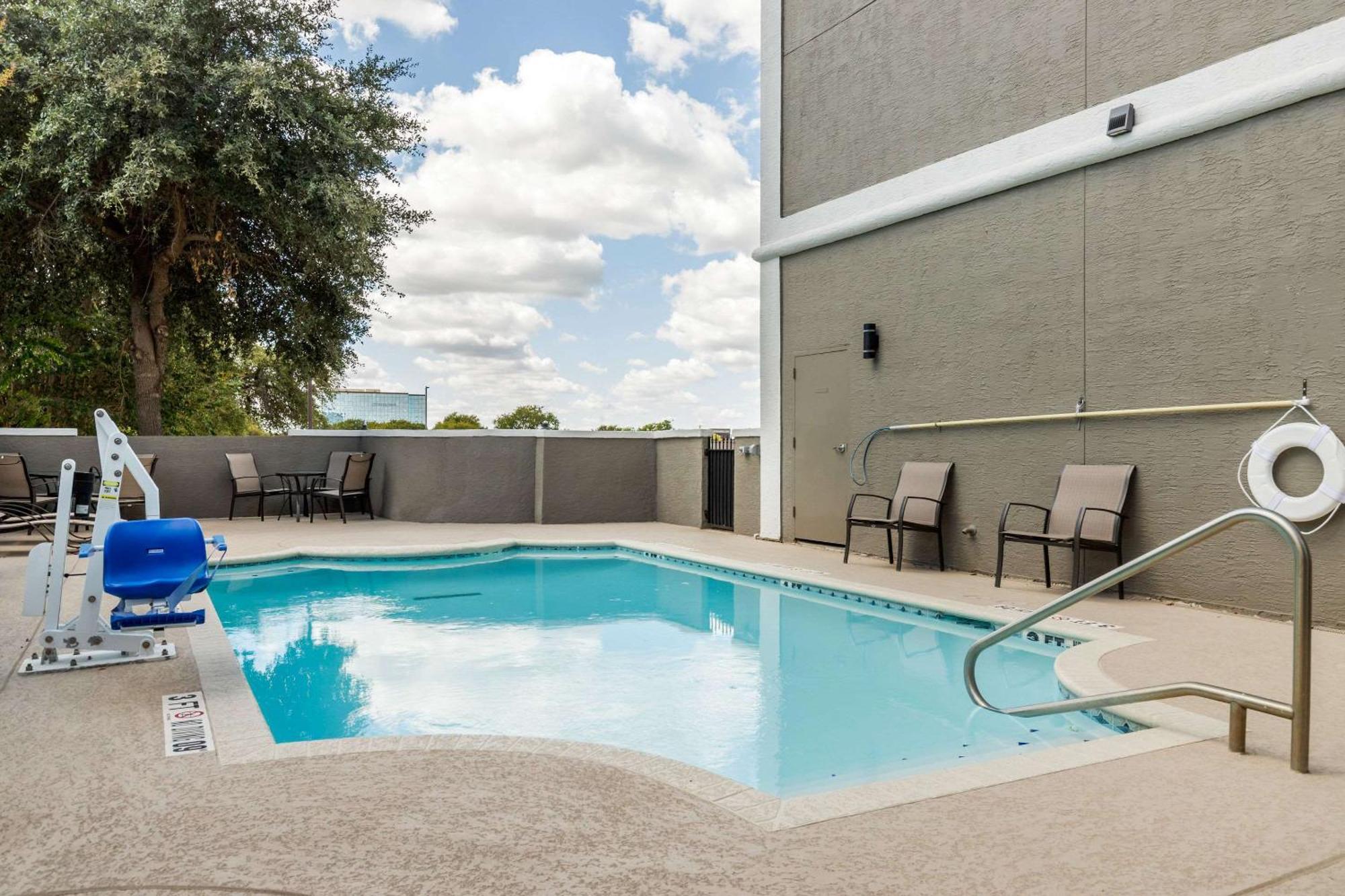 Comfort Suites San Antonio Airport North Luaran gambar