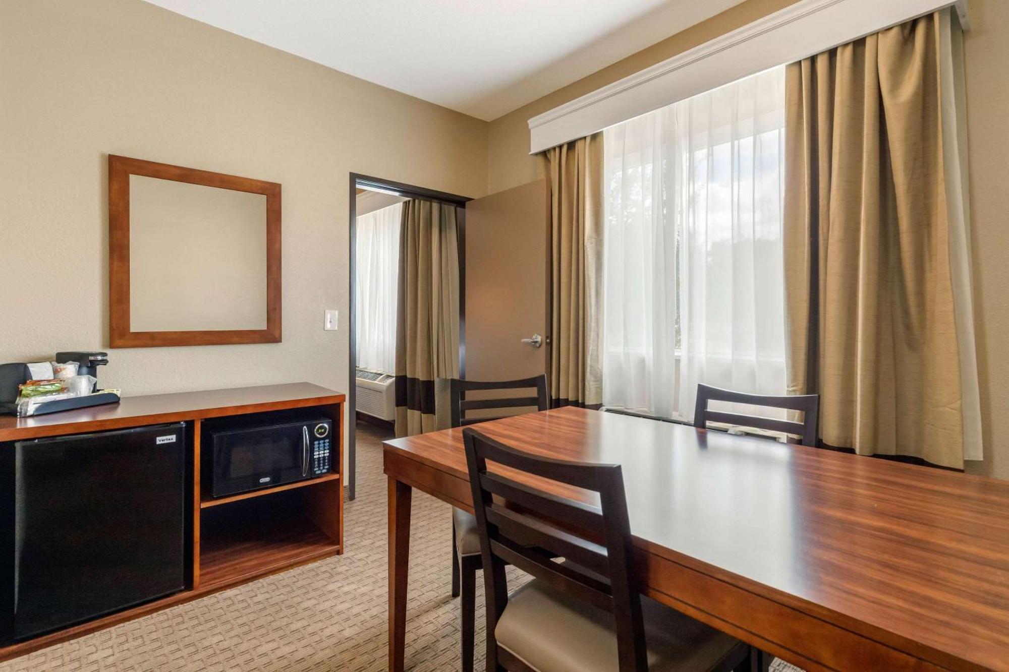 Comfort Suites San Antonio Airport North Luaran gambar